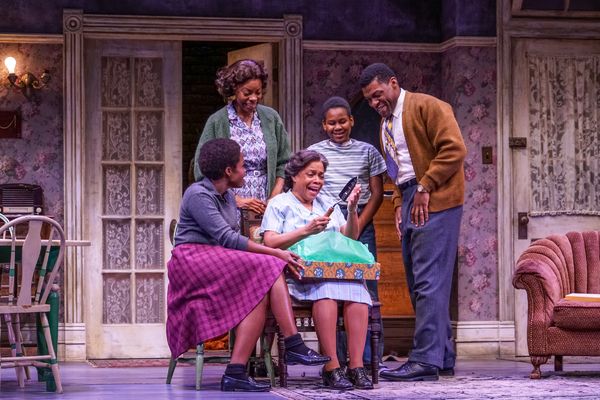 The Cast of Seattle Rep's A RAISIN IN THE SUN Photo