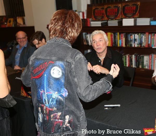 Baz Luhrmann and a fan Photo