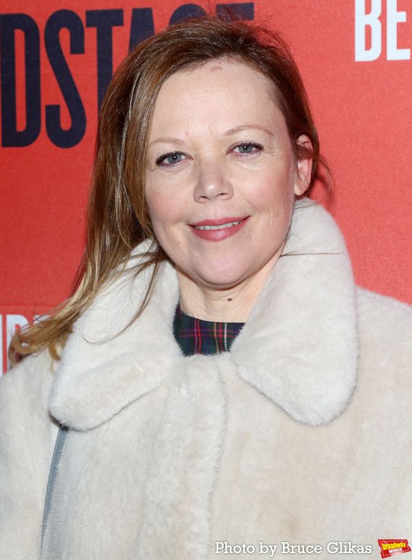 Emily Bergl Photo